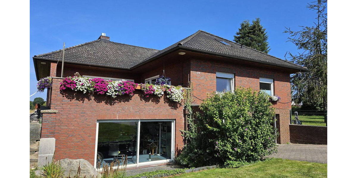 Einfamilienhaus Sülfeld Tönningstedt - 1 Zimmer, 298 m&sup2;, 650.000&euro; | Angebot:26064925