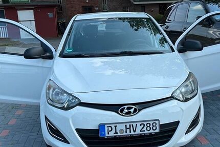 Hyundai i20 197.696 km 2.500 &euro; Barmstedt 25355