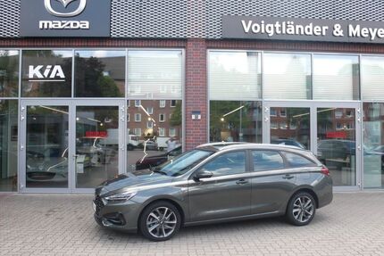 Hyundai i30 49.907 km 19.885 &euro; Hamburg 22049