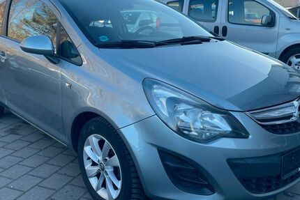 Opel Corsa 124.950 km 3.999 &euro; Pinneberg 25421
