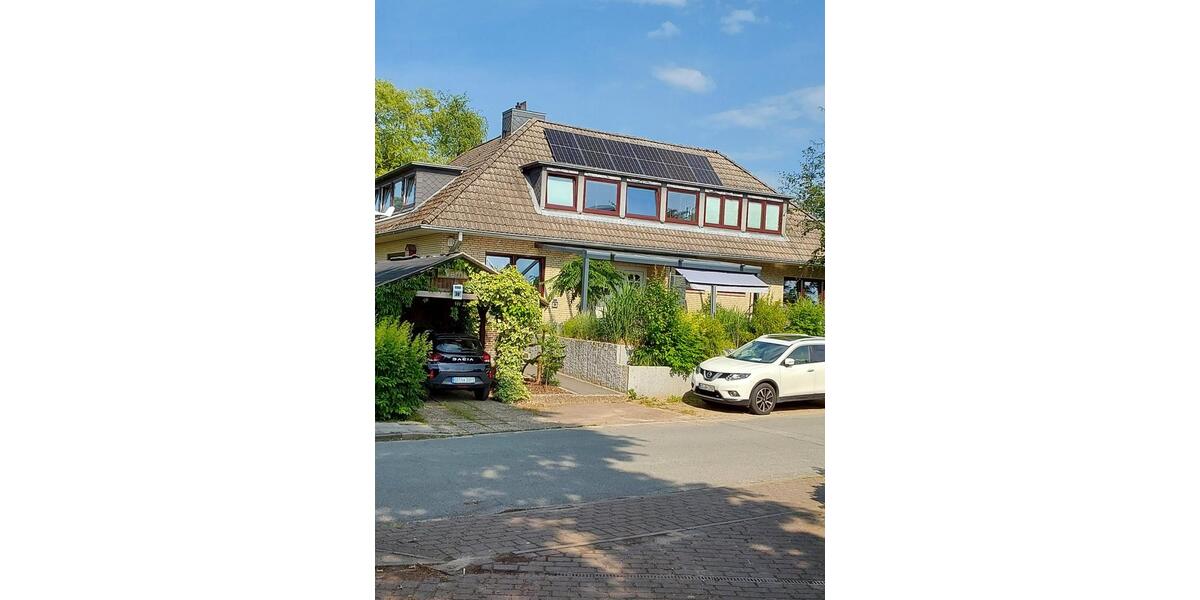 Villa Hoisdorf - 8 Zimmer, 243 m&sup2;, 878.000&euro; | Angebot:25647147