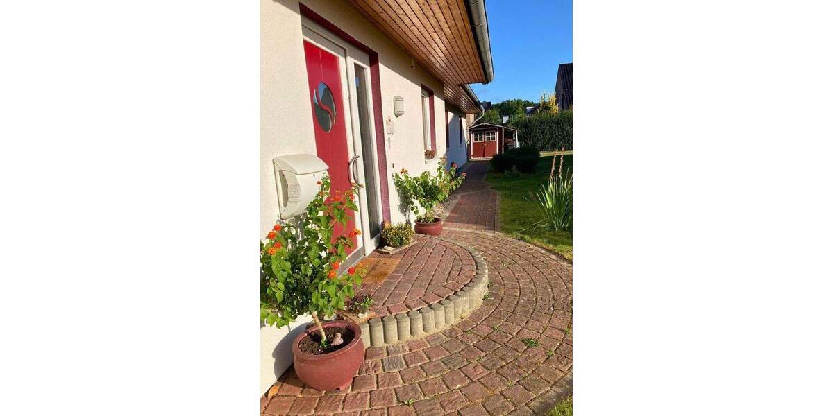Einfamilienhaus Bad Bramstedt - 8 Zimmer, 201 m&sup2;, 595.000&euro; | Angebot:25722298