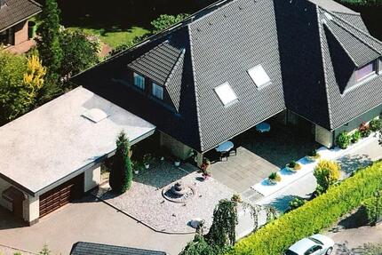 Haus Kaltenkirchen - 8 Zimmer, 415 m&sup2;, 698.400&euro; | Angebot:24899012