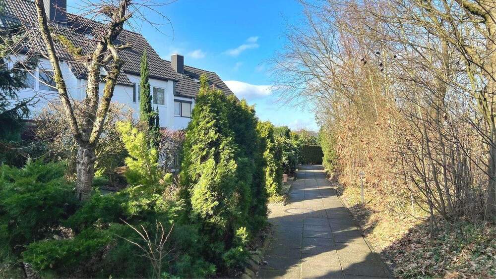 Reihenmittelhaus Glinde - 5 Zimmer, 98 m&sup2;, 385.000&euro; | Angebot:25678312