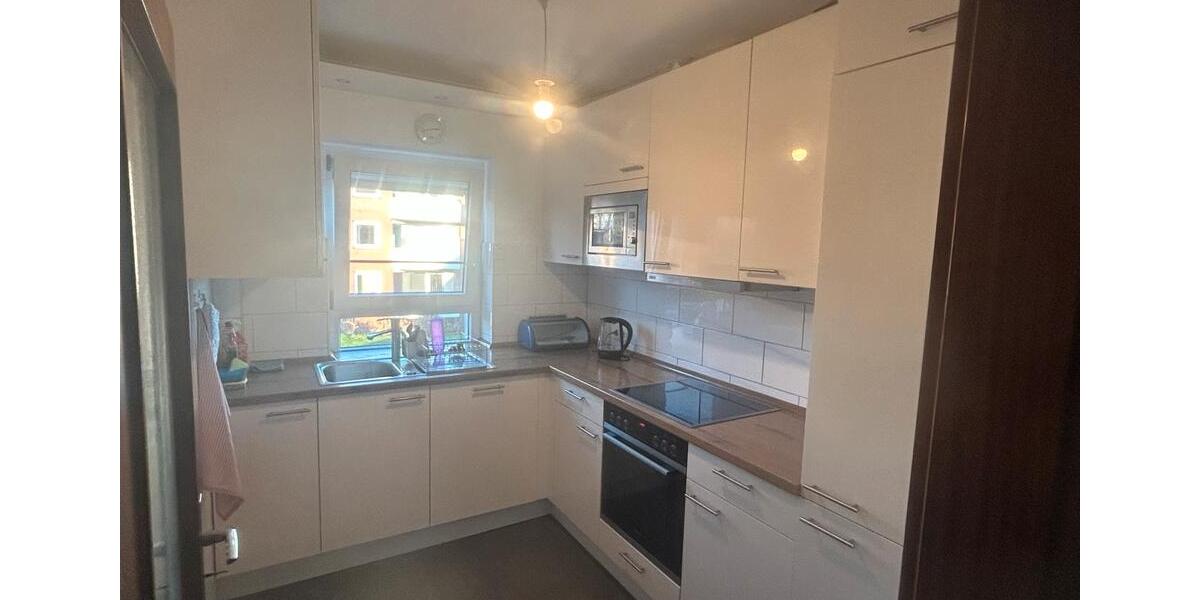 Etagenwohnung Pinneberg - 4 Zimmer, 86 m&sup2;, 335.000&euro; | Angebot:24122855