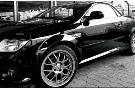 Opel Tigra 205.000 km 1.750 &euro; Hamburg 22147