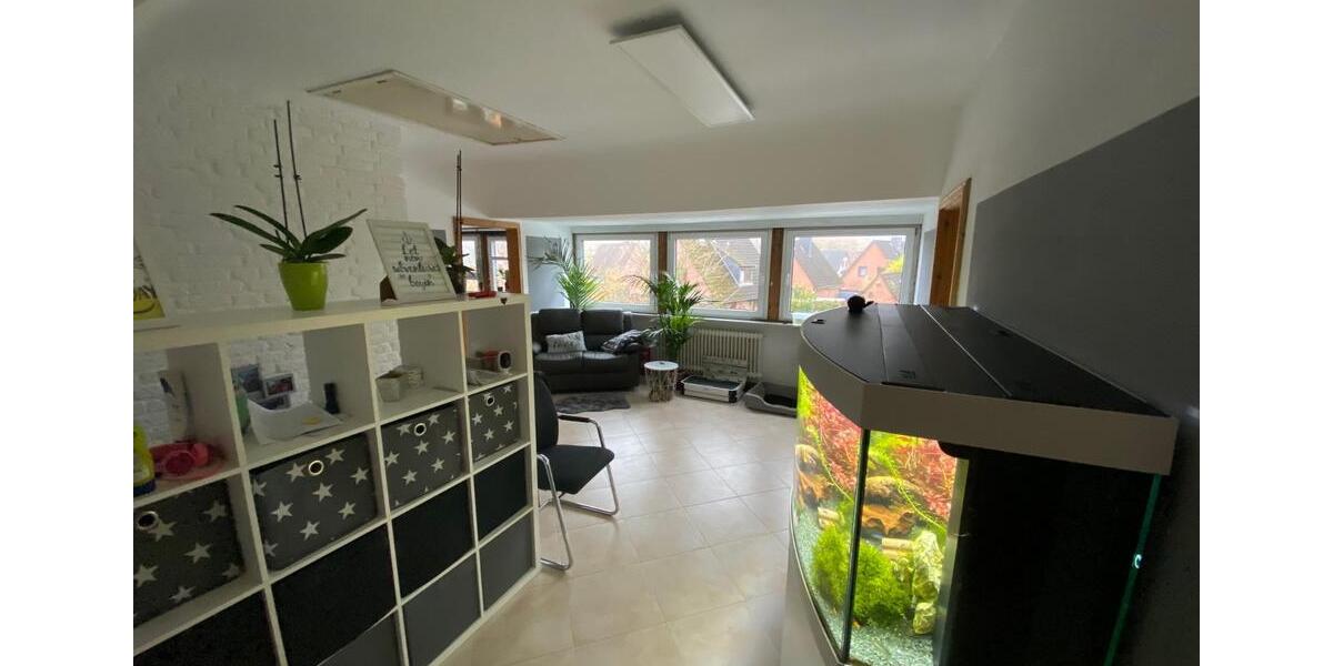 Villa Hoisdorf - 8 Zimmer, 243 m&sup2;, 878.000&euro; | Angebot:25647147