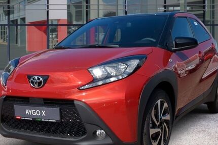 Toyota Aygo (X) 5.493 km 17.950 &euro; Halstenbek 25469