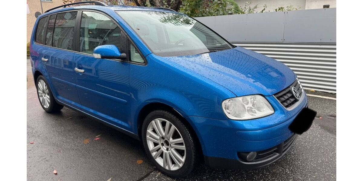 VW Touran 224.000 km 2.790 &euro; Hamburg 22547