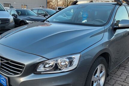 Volvo V60 109.778 km 13.499 &euro; Pinneberg 25421
