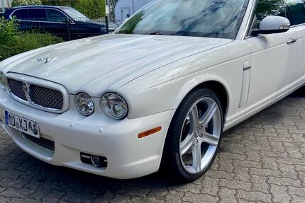 Jaguar XJ8 72.400 km 27.800 &euro; Hamburg 22419