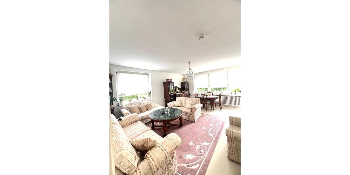 Hochparterre Hamburg Billstedt - 1 Zimmer, 90 m&sup2;, 552&euro; | Angebot:25642089