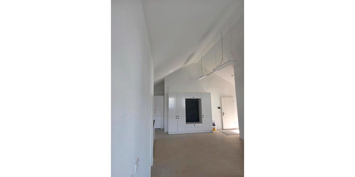 Dachgeschoßwohnung Norderstedt Friedrichsgabe - 3 Zimmer, 84 m&sup2;, 1.790&euro; | Angebot:25948582