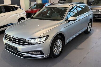 VW Passat Variant 89.872 km 22.999 &euro; Tornesch 25436