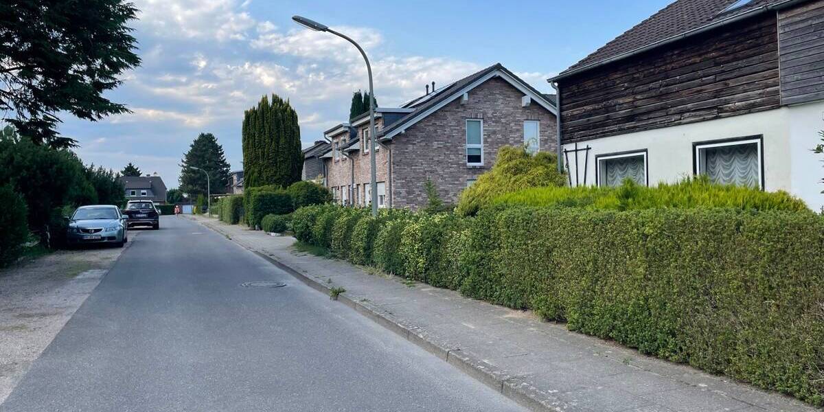 Reihenmittelhaus Hamburg / Osdorf Osdorf - 4 Zimmer, 133 m&sup2;, 660.000&euro; | Angebot:25705778