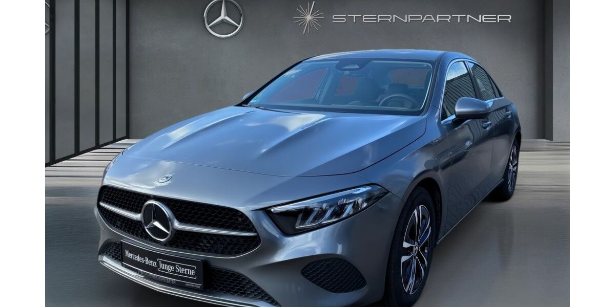 Mercedes-Benz A 180 16.410 km 29.990 &euro; Elmshorn 25337