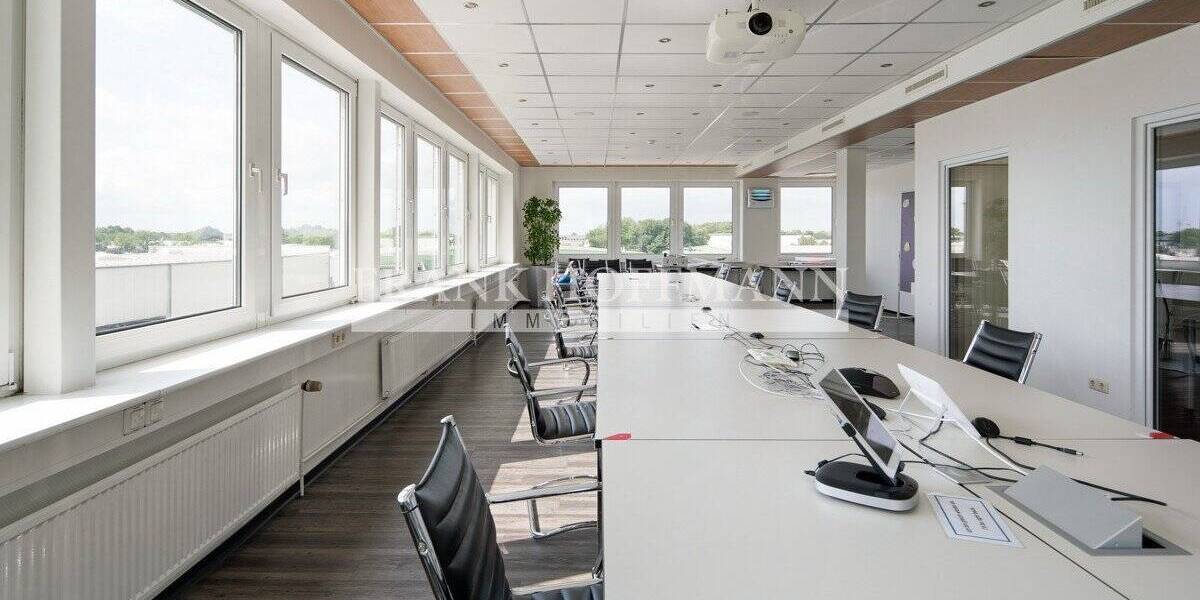 Gewerbeobjekt Kaltenkirchen - 3.744&euro; | Angebot:25700471