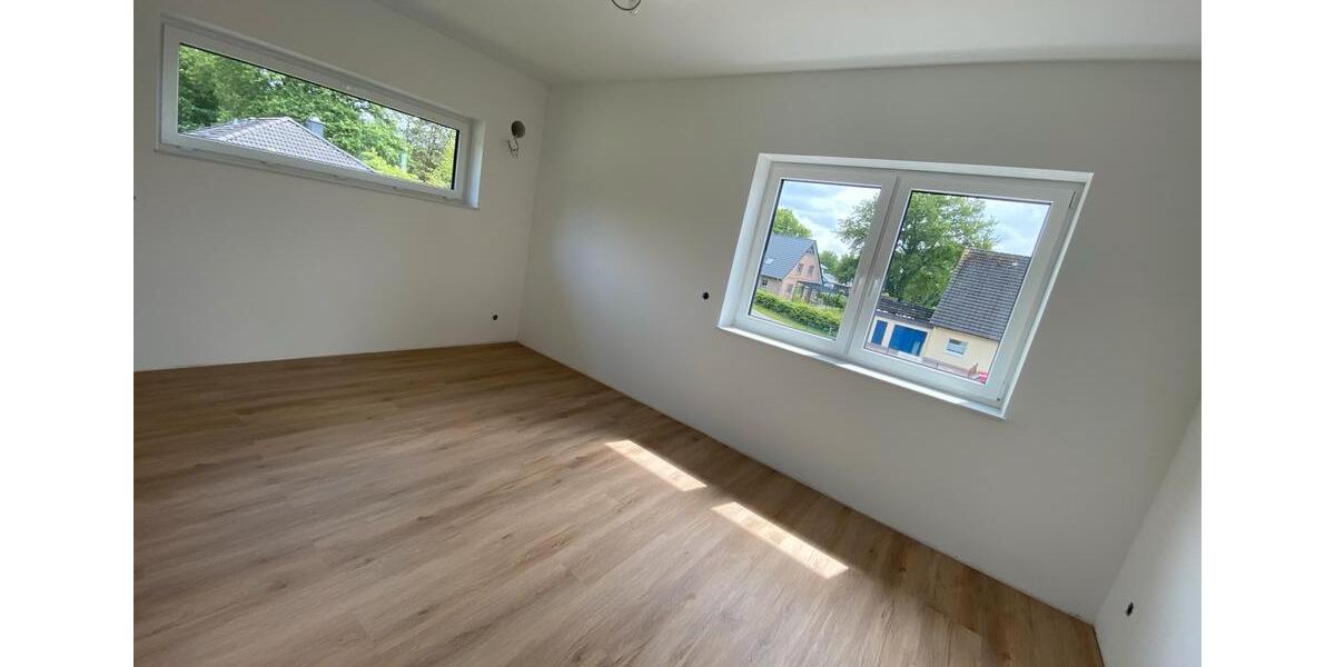 Doppelhaushälfte Bad Bramstedt - 4 Zimmer, 126 m&sup2;, 525.000&euro; | Angebot:26738876
