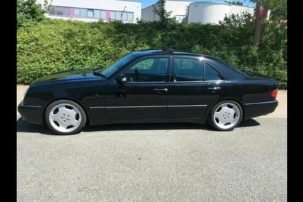 Mercedes-Benz E 60 AMG 210.000 km 44.560 &euro; Hamburg 22457