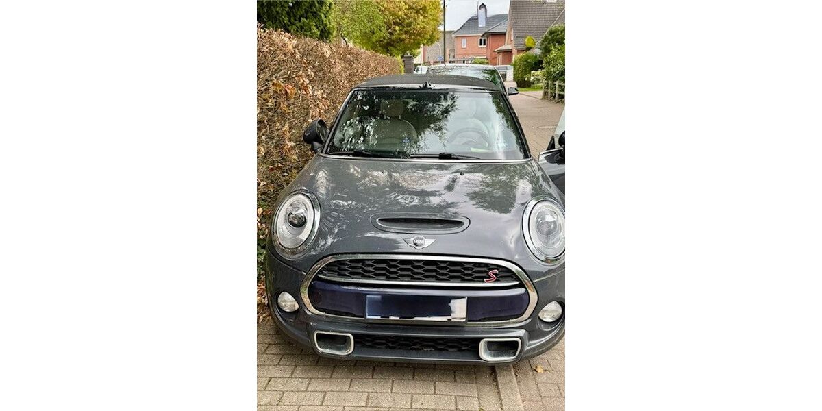 Mini Cooper SD Cabrio 109.000 km 15.900 &euro; Kisdorf 24629
