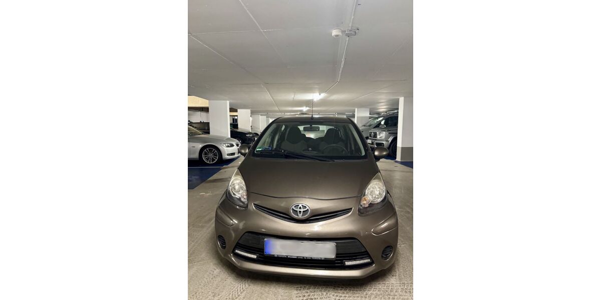 Toyota Andere 148.784 km 3.999 &euro; Hamburg 20097