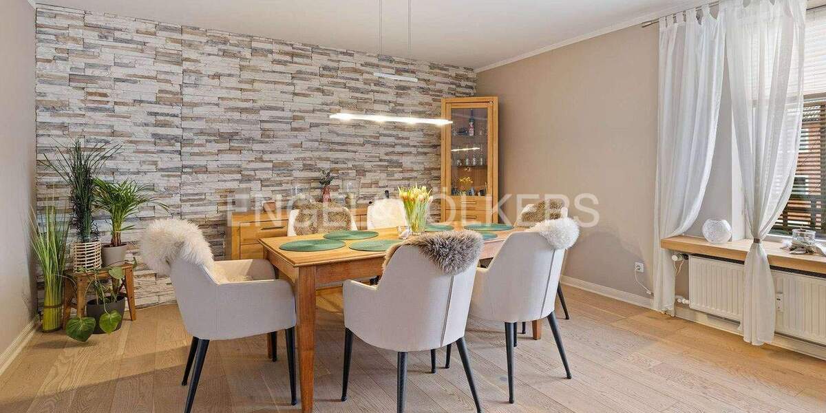 Etagenwohnung Norderstedt Garstedt - 4 Zimmer, 106 m&sup2;, 369.000&euro; | Angebot:25701927