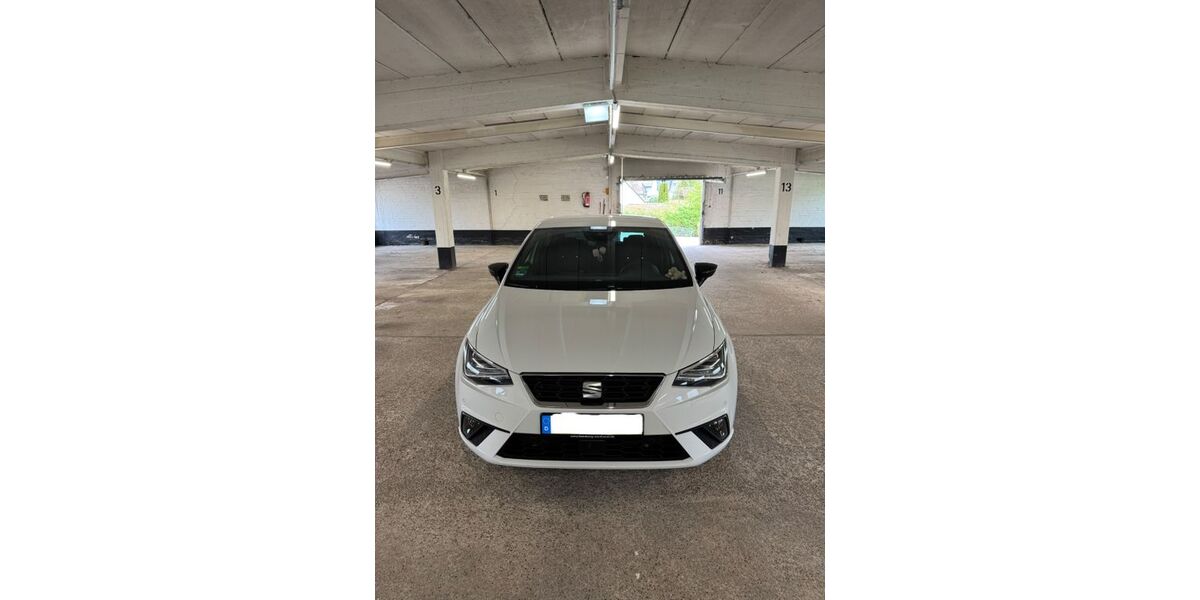 Seat Ibiza 29.200 km 16.000 &euro; Hamburg 22305