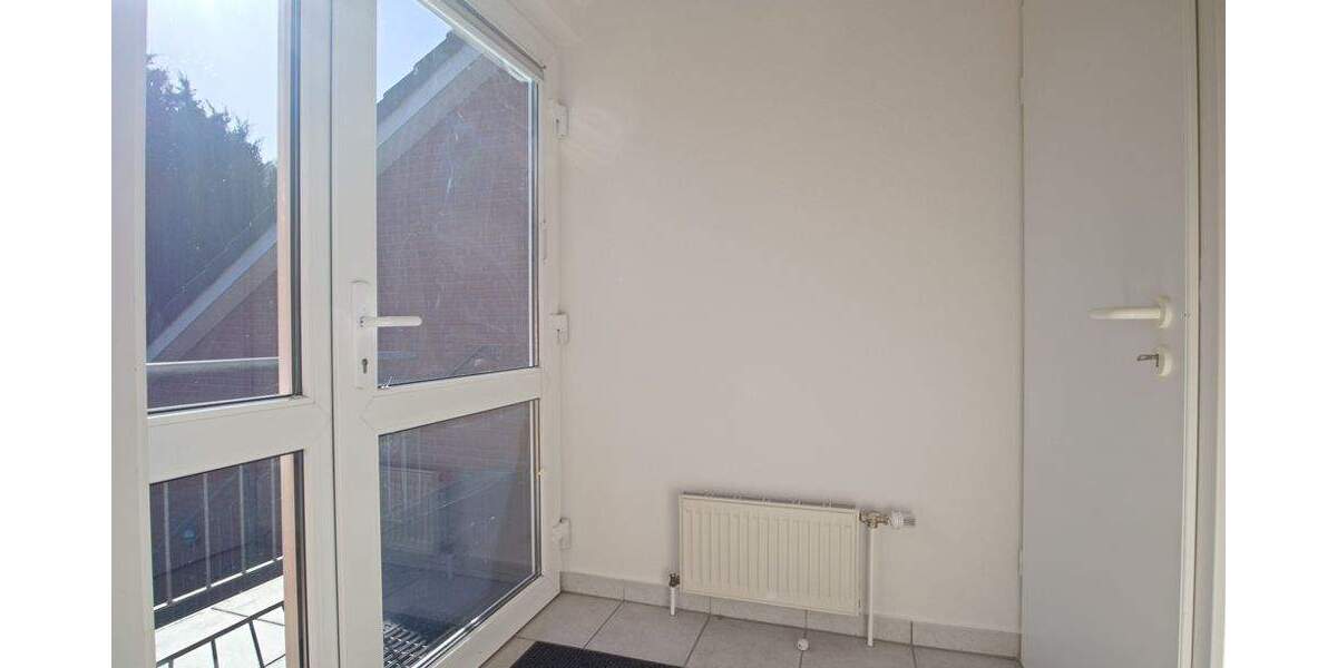 Etagenwohnung Rellingen - 3 Zimmer, 73 m&sup2;, 1.100&euro; | Angebot:25815037