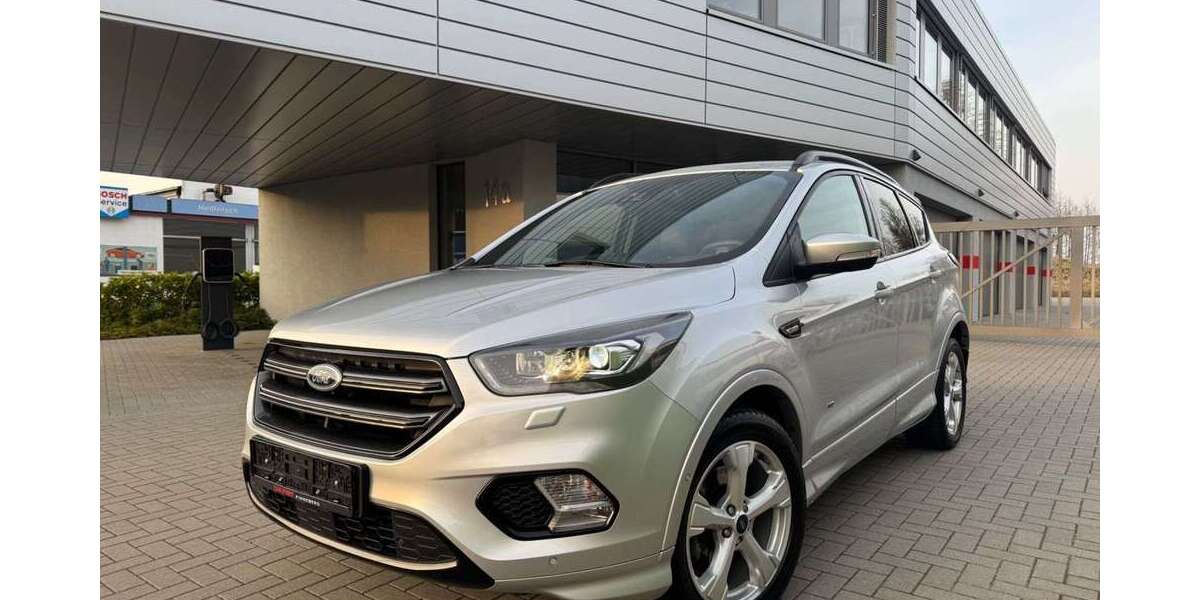 Ford Kuga 81.000 km 19.900 &euro; Pinneberg 25421