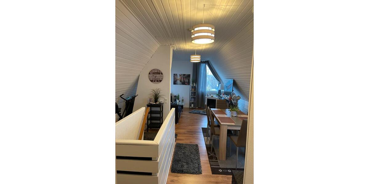 Dachgeschoßwohnung Norderstedt Garstedt - 1.5 Zimmer, 50 m&sup2;, 1.200&euro; | Angebot:25865278