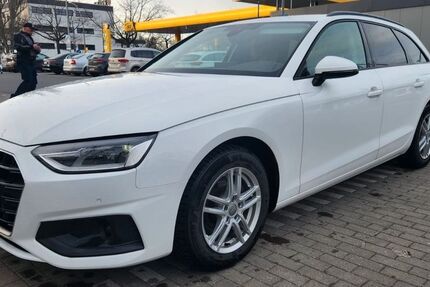 Audi A4 61.900 km 22.100 &euro; Berlin 13469