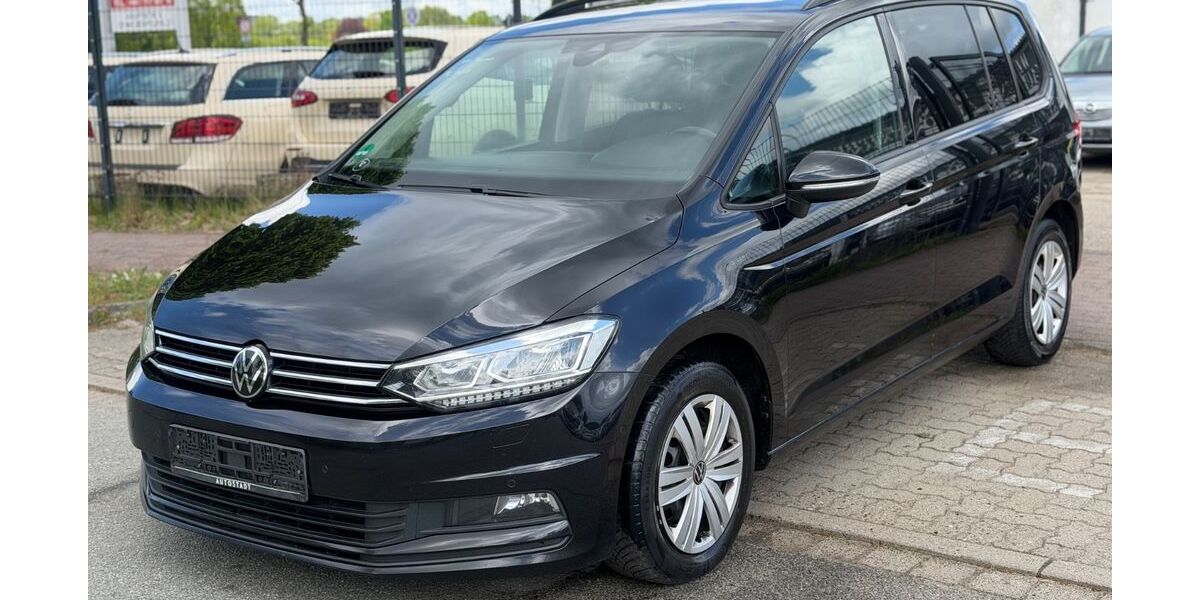 VW Touran 318.000 km 12.900 &euro; Stapelfeld bei Hamburg 22145