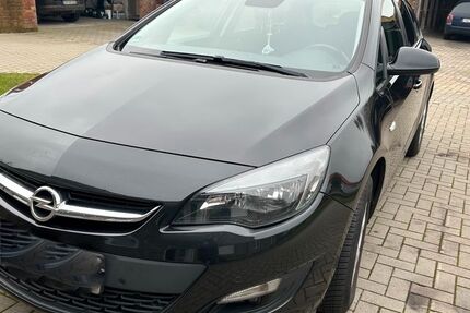 Opel Astra 209.000 km 4.600 &euro; Kiebitzreihe bei Elmshorn 25368