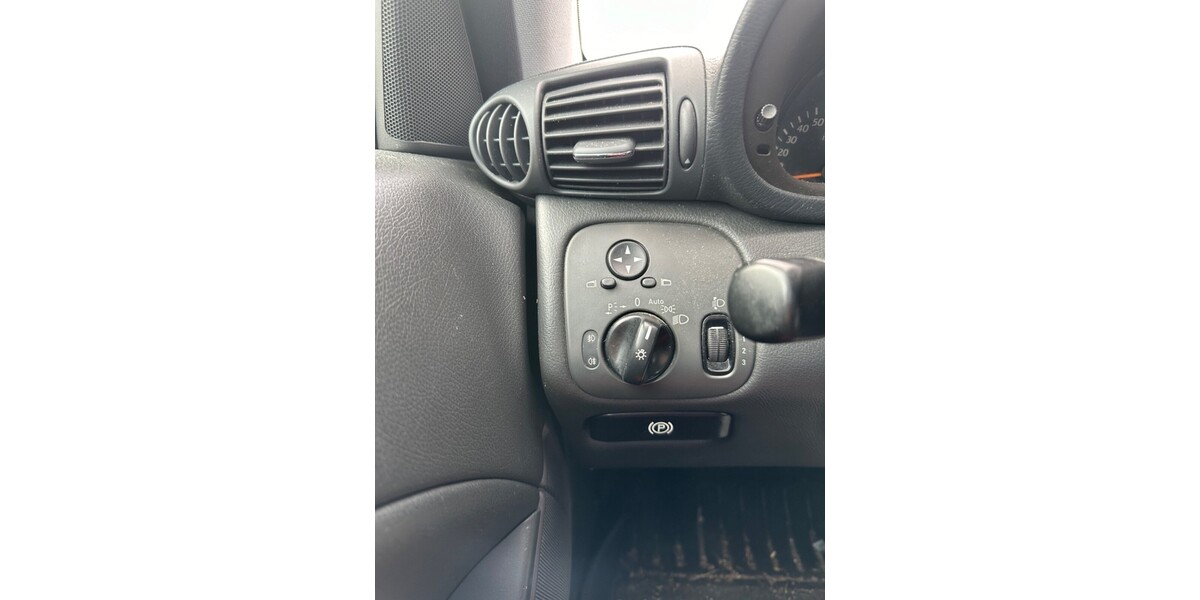 Mercedes-Benz C 180 230.000 km 1.850 &euro; Hamburg 20038