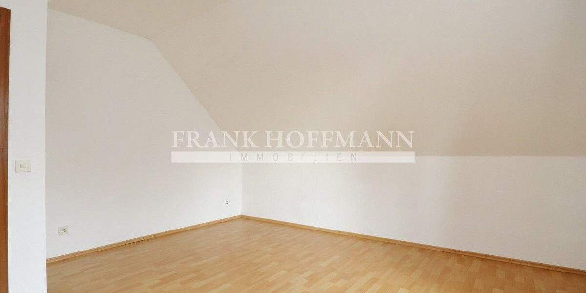 Mehrfamilienhaus, Wohnhaus Hartenholm - 7 Zimmer, 166 m&sup2;, 299.000&euro; | Angebot:25700589