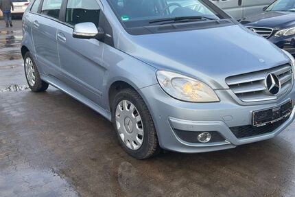 Mercedes-Benz B 170 179.500 km 2.999 &euro; Hamburg 21107