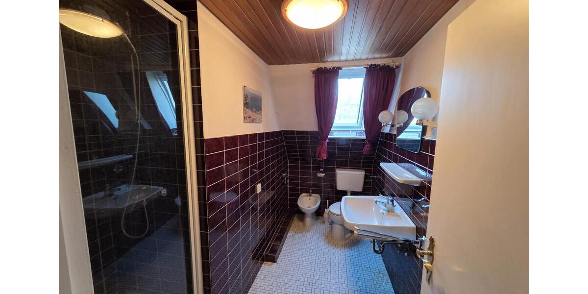 Einfamilienhaus Hamburg Wandsbek - 6.5 Zimmer, 152 m&sup2;, 600.000&euro; | Angebot:26050471