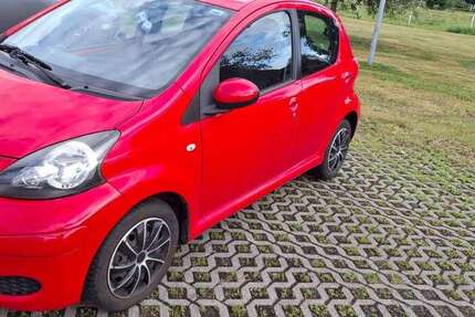 Toyota Aygo 104.440 km 4.000 &euro; Wrist 25563