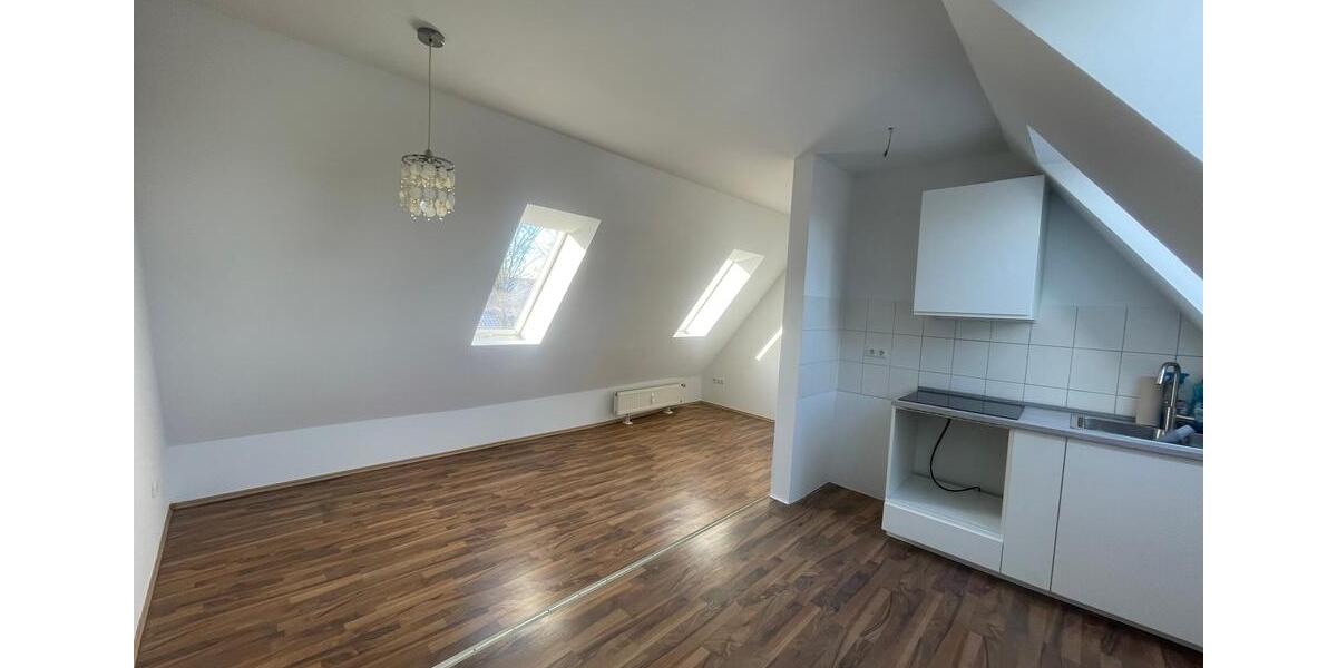 Dachgeschoßwohnung Oststeinbek - 2.5 Zimmer, 69 m&sup2;, 850&euro; | Angebot:25394072