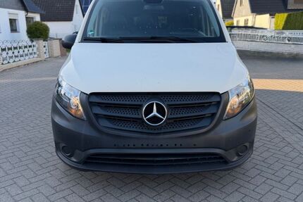 Mercedes-Benz Vito 13.865 km 14.999 &euro; Hamburg 22043