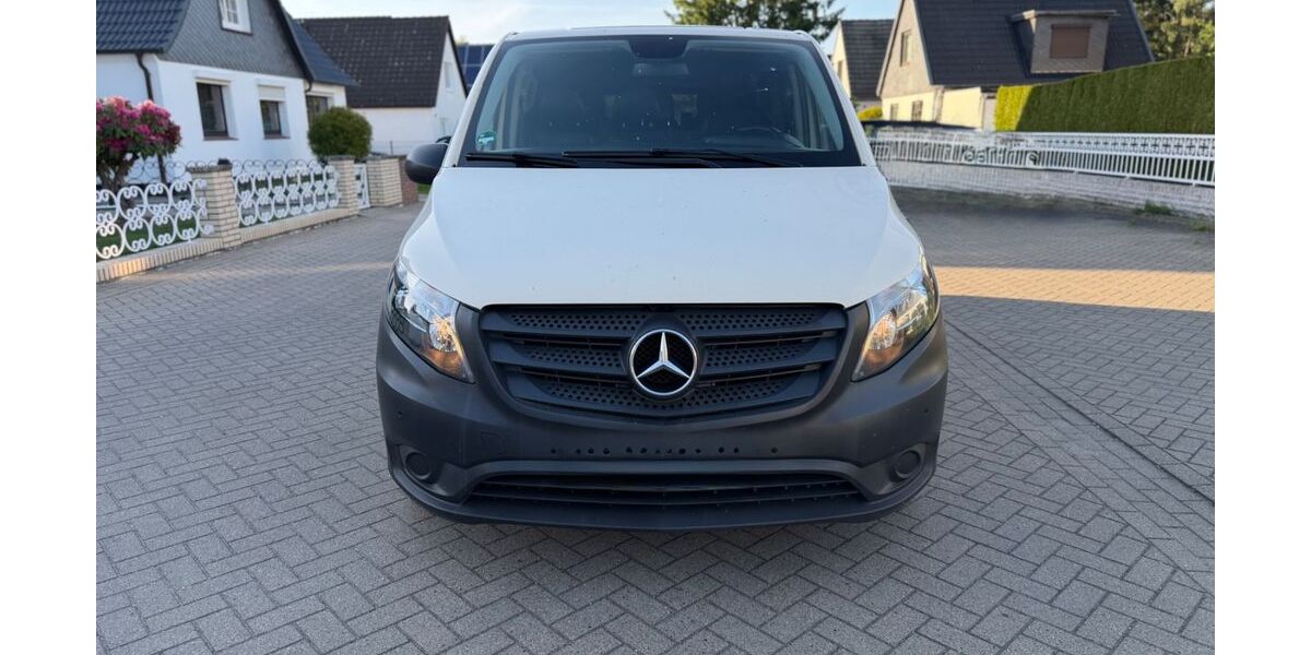 Mercedes-Benz Vito 13.865 km 14.999 &euro; Hamburg 22043