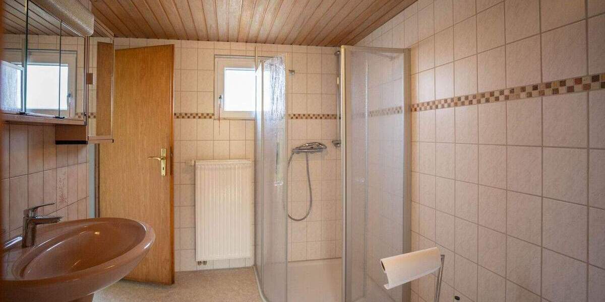 Doppelhaushälfte Barmstedt - 6 Zimmer, 150 m&sup2;, 295.000&euro; | Angebot:25671159