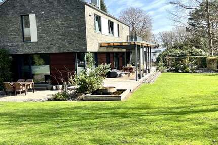 Haus Ahrensburg - 7 Zimmer, 465 m&sup2;, 3.295.000&euro; | Angebot:25928821