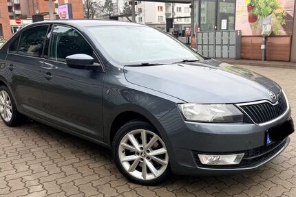 Skoda Rapid 194.000 km 6.500 &euro; Hamburg 22041