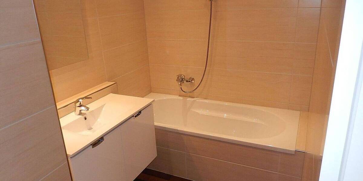 Etagenwohnung Hamburg Hamm - 2 Zimmer, 74 m&sup2;, 398.000&euro; | Angebot:25940166