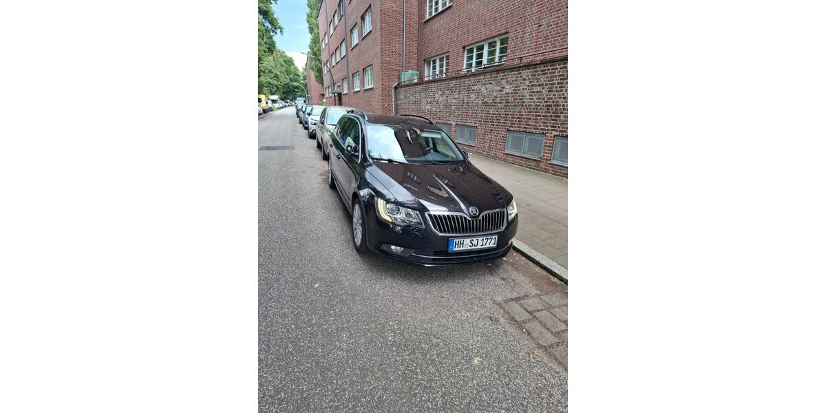 Skoda Superb 276.040 km 7.250 &euro; Hamburg 22049