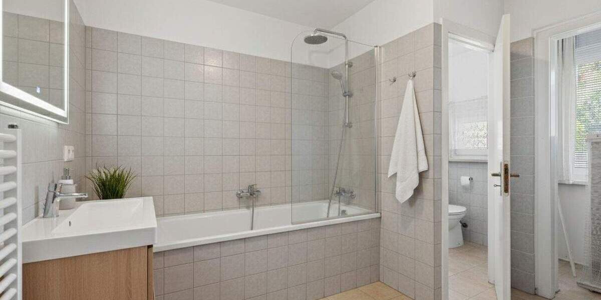 Mehrfamilienhaus, Wohnhaus Hamburg / Rahlstedt Rahlstedt - 6 Zimmer, 152 m&sup2;, 498.000&euro; | Angebot:25731142