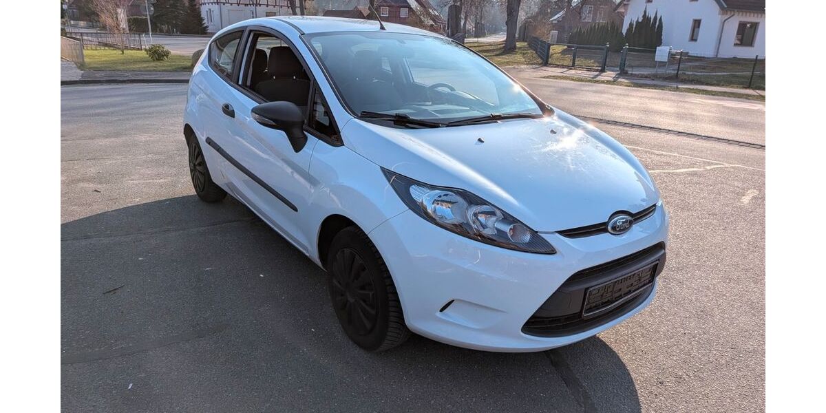 Ford Fiesta 118.000 km 1.500 &euro; Hamburg 22049