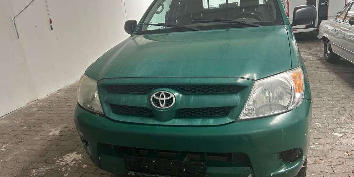Toyota Hilux 209.000 km 8.300 &euro; Norderstedt (Hamburg) 22848