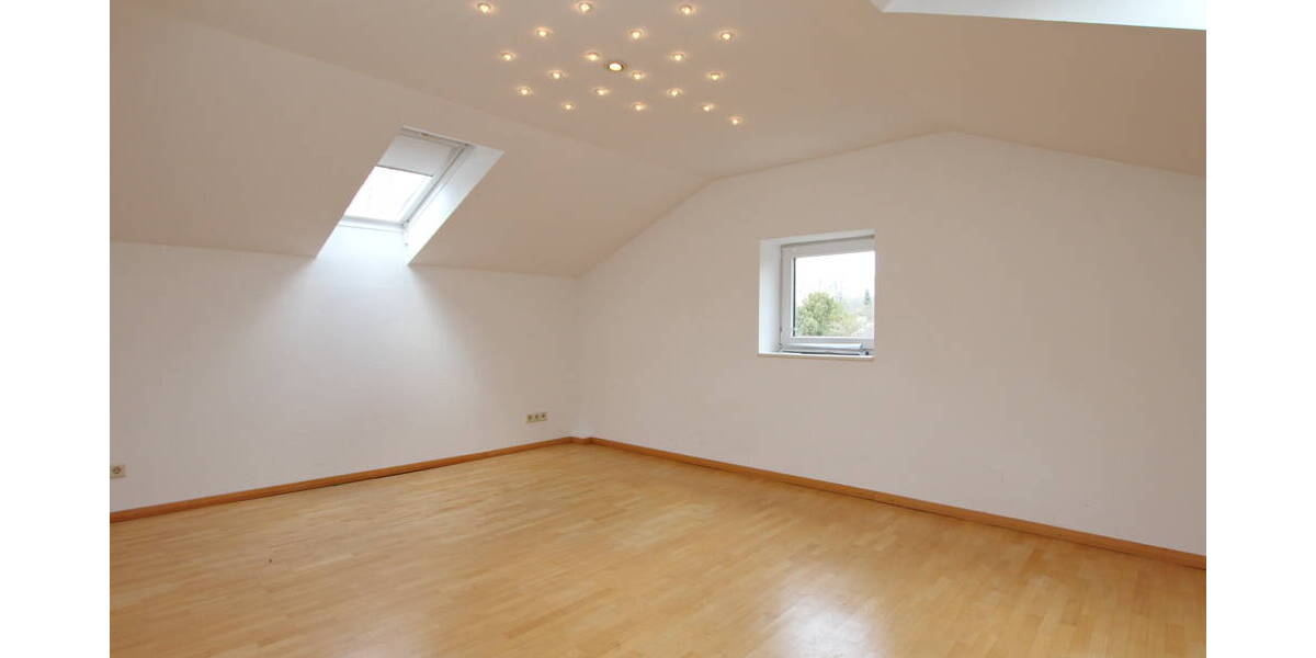 Einfamilienhaus Hamburg-Sasel Sasel - 5 Zimmer, 150 m&sup2;, 850.000&euro; | Angebot:25996311